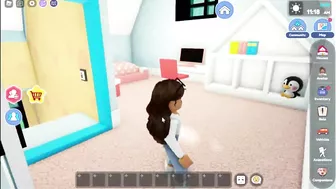 NEW WATERMELON HOUSE SECRET + NEW GIFT // UPDATE 50 //Livetopia Roleplay (Roblox)