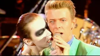 Queen & Annie Lennox  & David Bowie - Under Pressure - HD