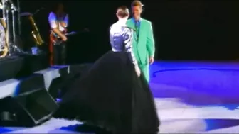 Queen & Annie Lennox  & David Bowie - Under Pressure - HD