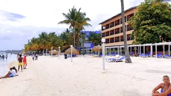 Look what we saw on the beach in the Dominican Republic - This is delicious ????