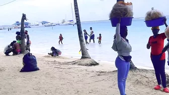 Look what we saw on the beach in the Dominican Republic - This is delicious ????