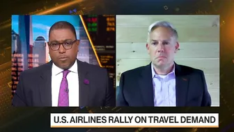 U.S. Airlines Rally on Travel Demand