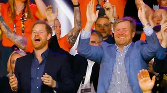 Koning Willem-Alexander ontmoet prins Harry bij Invictus Games