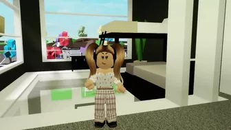 ANNEM ÖDEV YAP DİYİNCE BEN LANGIDI LAN LAN / Roblox / Pro Mia