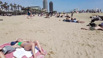 Beach Walk 4K - Barcelona Spain - Barceloneata Beach - April 2022