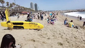 Beach Walk 4K - Barcelona Spain - Barceloneata Beach - April 2022