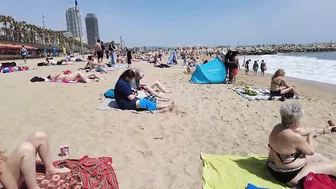 Beach Walk 4K - Barcelona Spain - Barceloneata Beach - April 2022