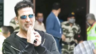 Akshay Kumar Started Crying In Front Of Media and Ask For Apologies On Vimal Ad