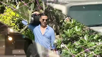 Akshay Kumar Started Crying In Front Of Media and Ask For Apologies On Vimal Ad