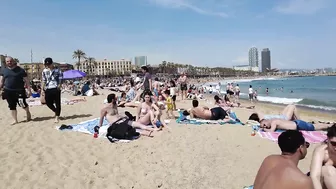 Beach ???? Walk - Spain - Barcelona Beach - April 2022 - 4K Ultra HD