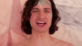 Gotye - Somebody That I Used To Know (feat. Kimbra) [Official Music Video]