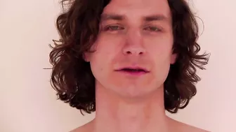 Gotye - Somebody That I Used To Know (feat. Kimbra) [Official Music Video]