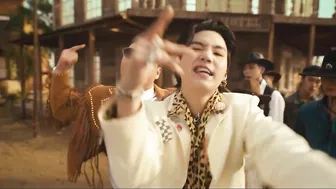 PSY - 'That That (prod. & feat. SUGA of BTS)' MV