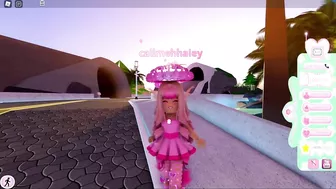 *DO NOT* WASTE YOUR DIAMONDS ON *THIS* IN ROYALE HIGH... ROBLOX Royale High Trading Tea Spill