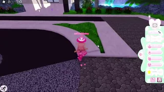 *DO NOT* WASTE YOUR DIAMONDS ON *THIS* IN ROYALE HIGH... ROBLOX Royale High Trading Tea Spill