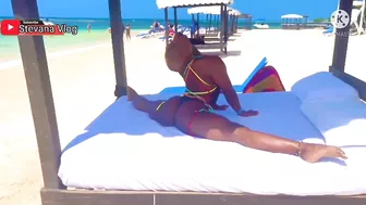 Live Stretching At Jamaica