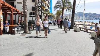 BENIDORM ???????? LEVANTE BEACH BARS & Restaurants May 2022 Spain Walking Tour 4K