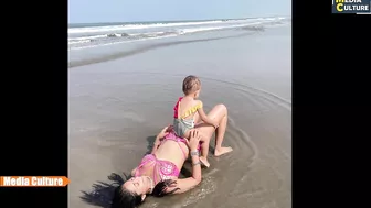 Shriya Saran Enjoying With Her Daughter || Shriya Saran Enjoying In Goa Beach With Her Daughter