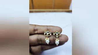 below 5 grams lo  20 above pearl gold earrings models.