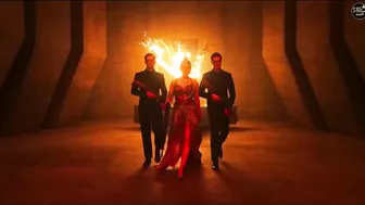 She's On Fire |Full Song |Dhaakad | Kangana Ranaut, Arjun Rampal | Badshah, Nikhita G | Remo D| Razy