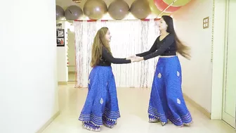 Yoga Dance For Mother's Day | "Laadki" From Angrezi Medium