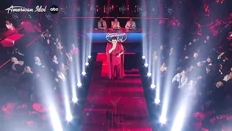 TikTok Queen Nicolina Hits All The Right Notes On Heart's "Alone" - American Idol 2022