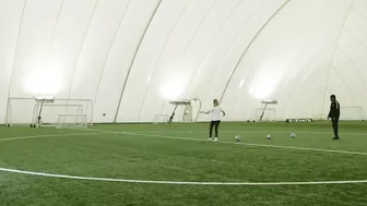 LEAH WILLIAMSON - TRIPLE THREAT CROSSBAR CHALLENGE FT CHUNKZ