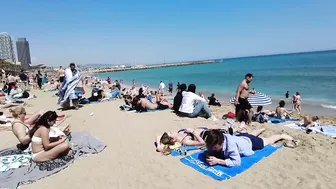 4K Beach Walk - Barcelona Spain - Barceloneata Beach - 2022