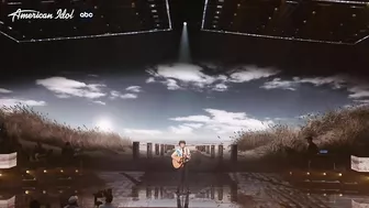 Fritz Hager Surprises Mom With "The Ocean", A Song About His Grandma - American Idol 2022