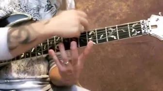 "Stretching" Rock Lick - Can You Play This? | GuitarZoom.com