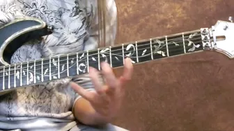 "Stretching" Rock Lick - Can You Play This? | GuitarZoom.com