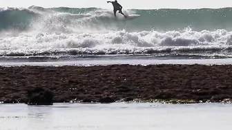 Down the line, Impossibles Beach, May 15th, 2022. Bali surfing