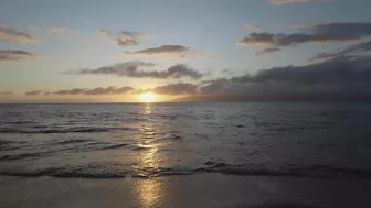 Maui Hawaii - Stop Dreaming! S-Turns Pohaku Beach Park