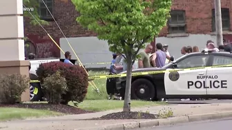 Video shows arrest of accused Buffalo, NY supermarket shooter Payton Gendron