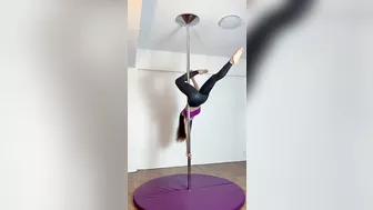 7 Inside Leghang Poses - Pole Dance