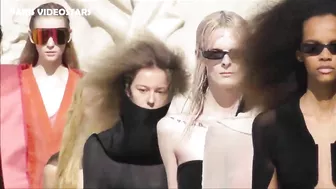 Models during the Rick Owens fashion show @ Paris 30 september 2021 Fashion Week