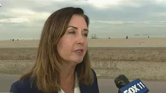 Huntington Beach Mayor provides update on massive oil spill