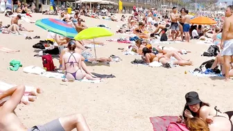 Barcelona beach walk 2022/beach Barceloneta