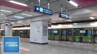 92 subway stations in Beijing closed, creating travel difficulties for citizens