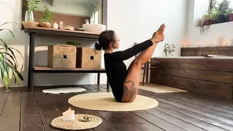 Spirituality Yoga & Gymnastics at Home with Thais