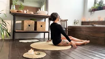 Spirituality Yoga & Gymnastics at Home with Thais