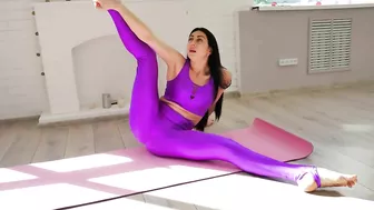 Splits with Yoga and Gymnastics | Stretching time | Contortion #contortion #gymnastics #yoga