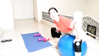 stretching with gym ball#yoga #contortion #gymnastics