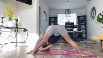 YOGA HIP FLOW