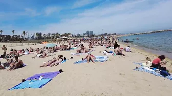 Barcelona Beach Walk - SPAIN - Beach Nova Icaria - May 2022