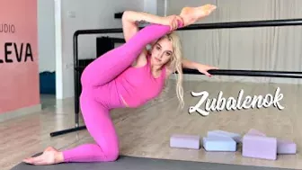 Stretching time with Karina | Gymnastics | Yoga | Contortion | Fitness | Flexibility & Mobility |