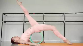 Fitness training with Yoga wheel | Stretching and Gymnastics | Contortion training | Flexibility |