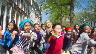 Kinderen voor Kinderen | Avond4daagse (Officiële videoclip)