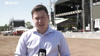 Thousands flock to Darwin's Mindil Beach for Bass in the Grass | ABC News