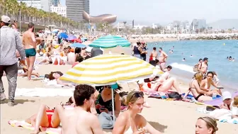 Barcelona beach walk 2022 / beach Barceloneta